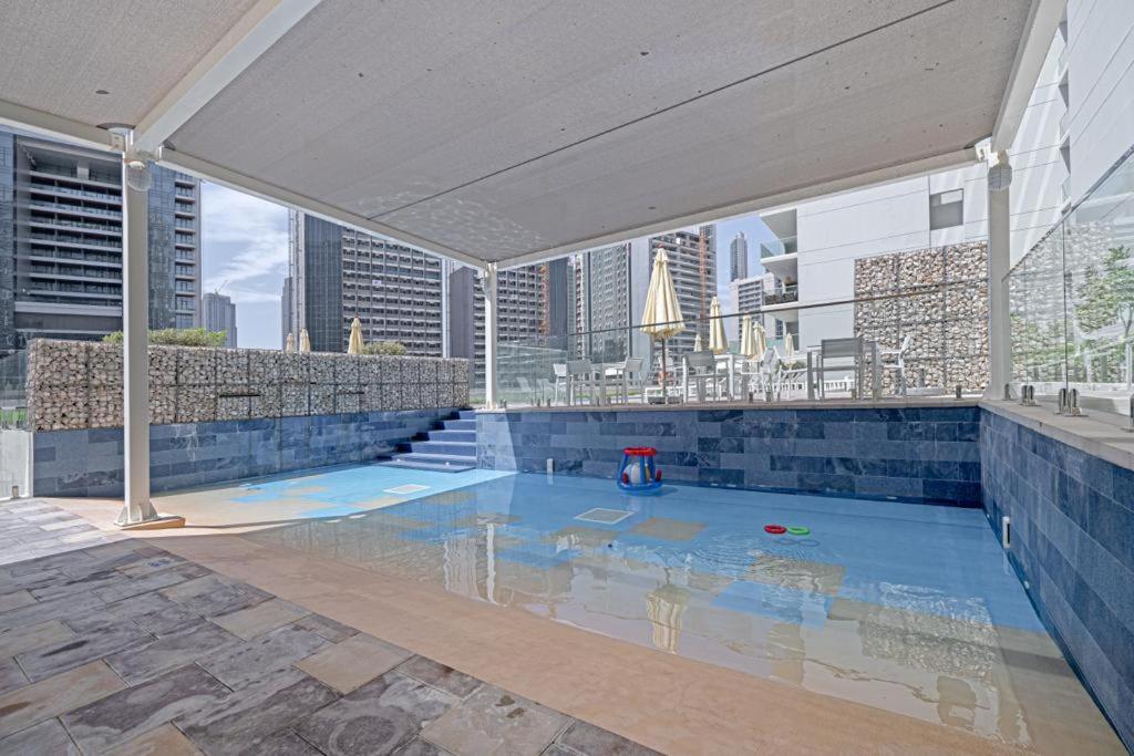 Alluring 1 Bd Apartment In Business Bay With Burj Khalifa View Dubái Exterior foto
